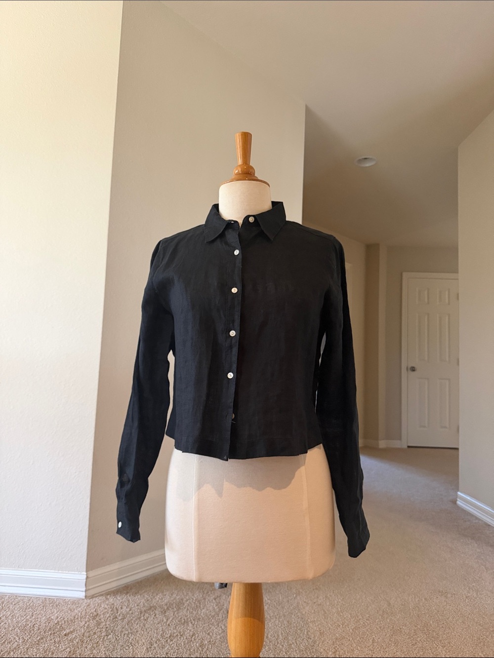 Joie Black Linen Button-Down Collared Shirt